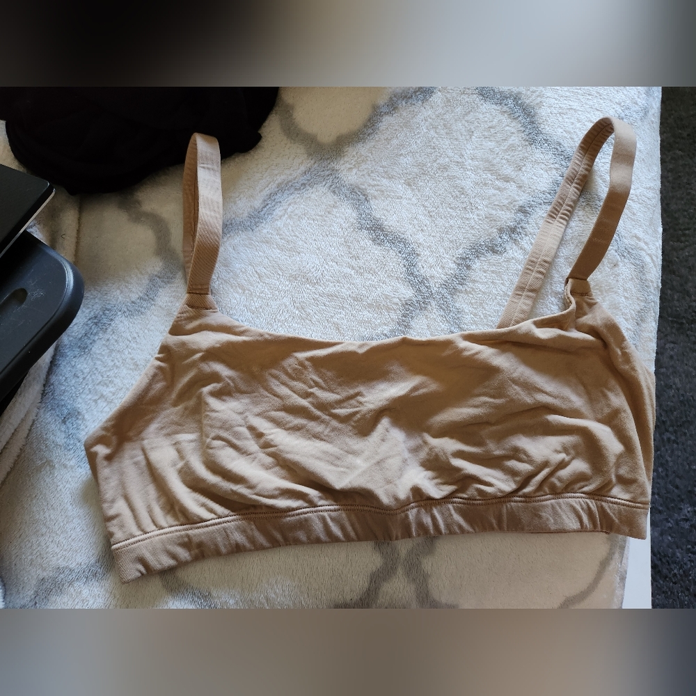 Medium Skims Bra